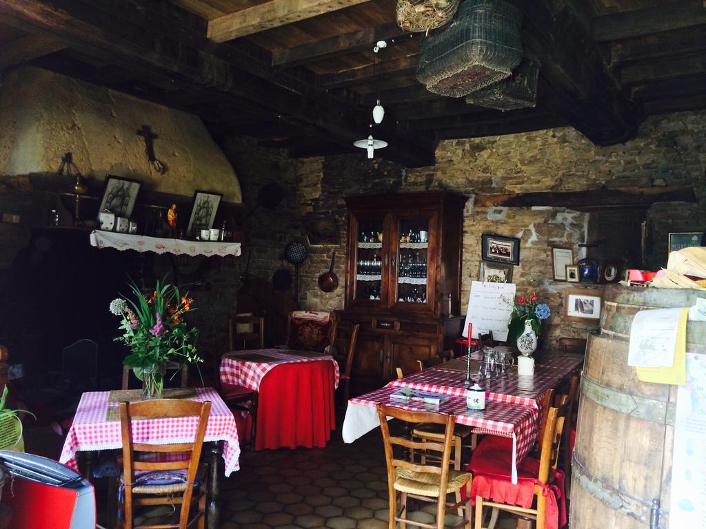Bed and Breakfast Ferme De La Gortiere Le Teilleul Exterior foto