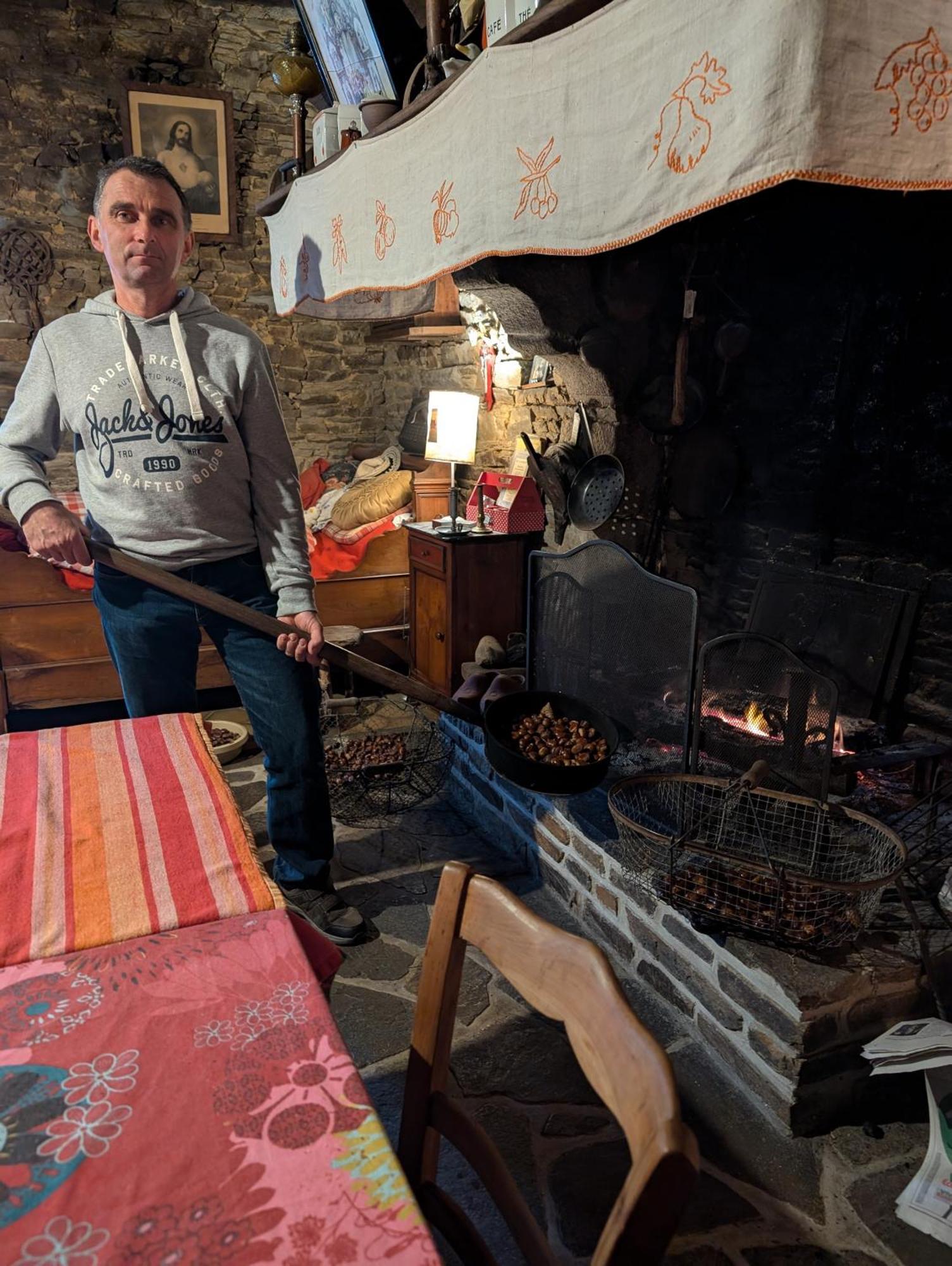 Bed and Breakfast Ferme De La Gortiere Le Teilleul Exterior foto