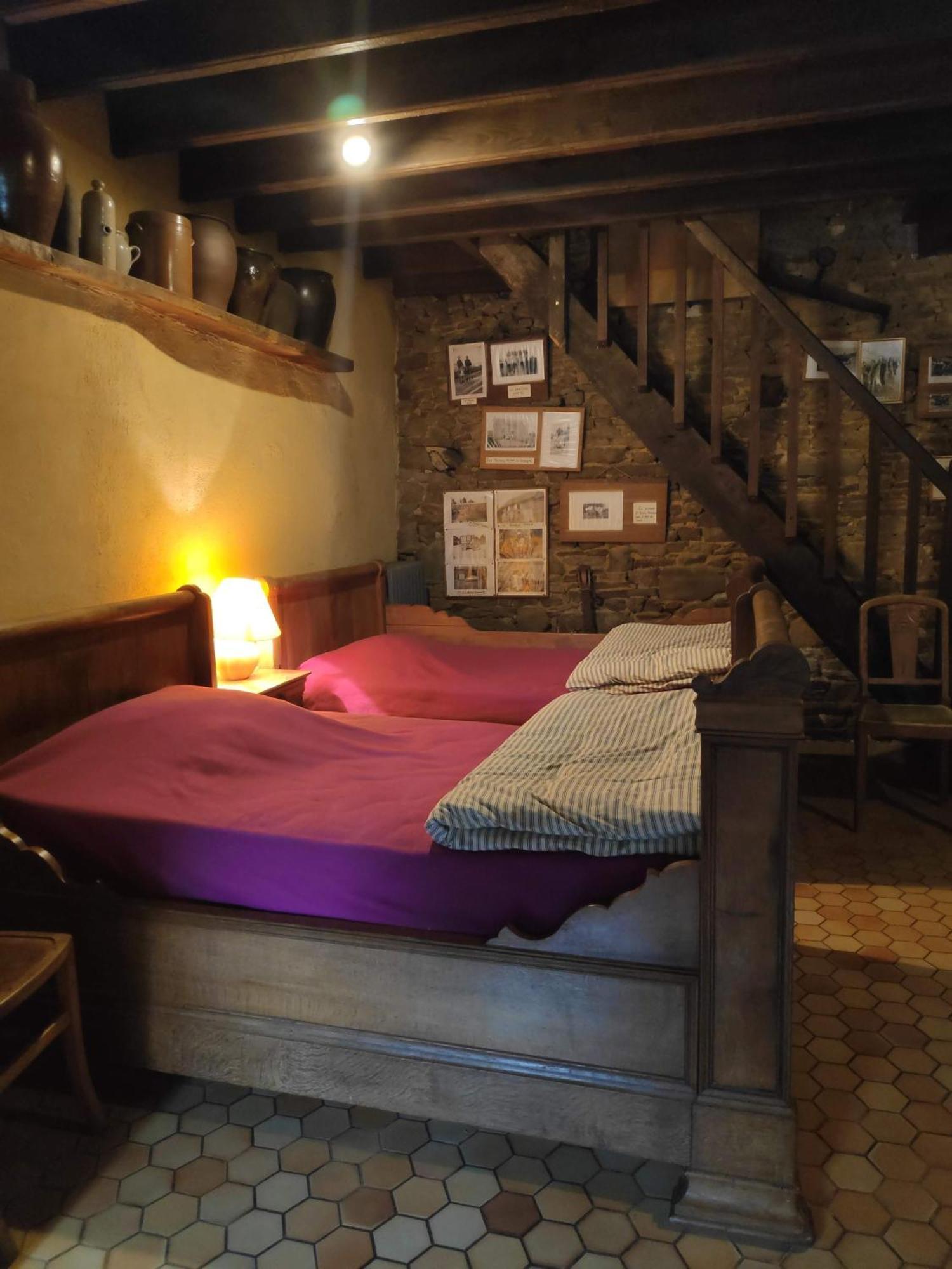 Bed and Breakfast Ferme De La Gortiere Le Teilleul Exterior foto